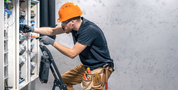 Best Electrical Outlet Repair  in Fountainebleau, FL